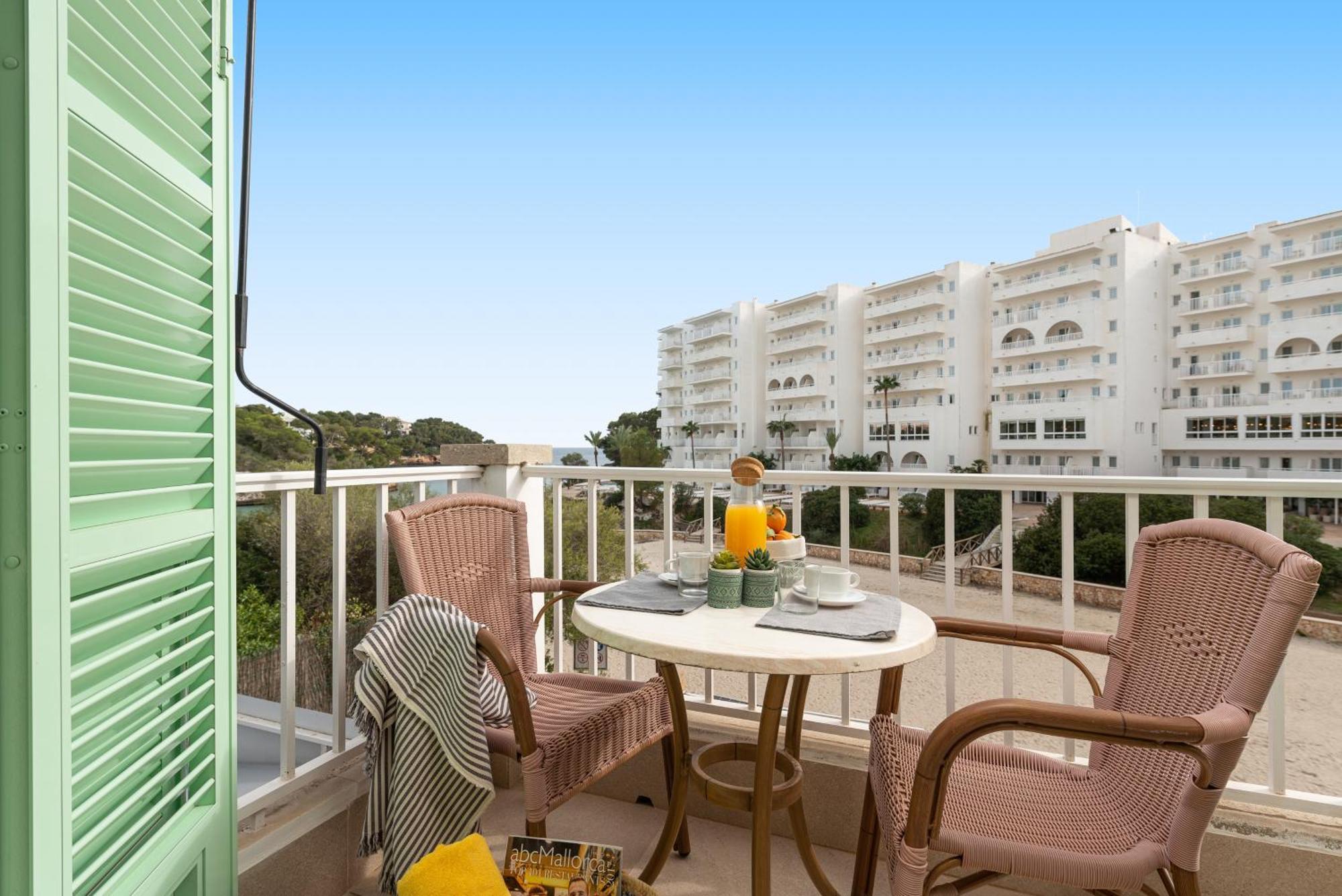 Apartamentos Playa Marina Cala Ferrera  Exteriör bild
