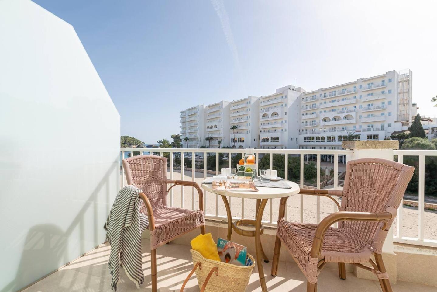 Apartamentos Playa Marina Cala Ferrera  Exteriör bild