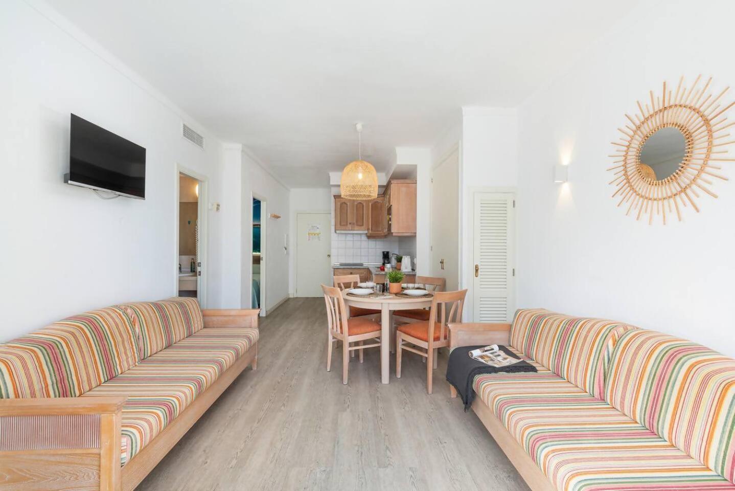 Apartamentos Playa Marina Cala Ferrera  Exteriör bild